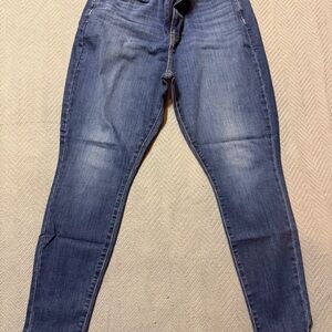 Signature by Levi Strauss Women's Blue Skinny Jeans